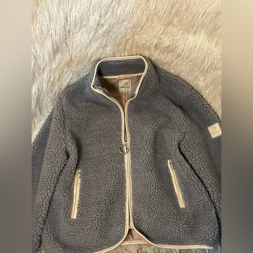 Ivory Ella Girls M Gray/Pink Jacket- Like New Condition